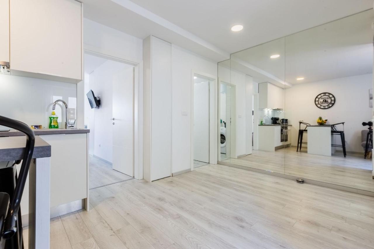 2Sis 2 Apartments Ζαντάρ Εξωτερικό φωτογραφία